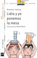 Lidia y yo ponemos la mesa